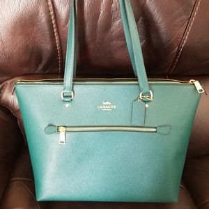 NWT Green Coach Gallery Tote